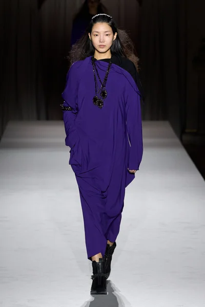 Look 35